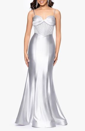 Betsy & Adam Metallic Satin Trumpet Gown in Silver at Nordstrom, Size 10