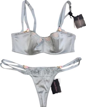 Chantal Thomass Green Pure Silk Balconette Bra & Thong Set Size M