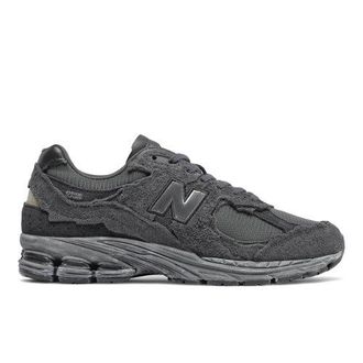 New Balance Mens 2002R Protection Pack in Grey Leather, size 10.5