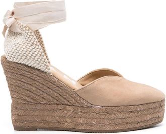 Manebì Taupe Heart-Shaped Wedges