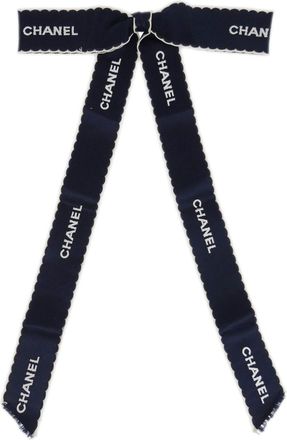 Chanel 1990-2000s bow brooch pin - women - Satin - One Size - Blue