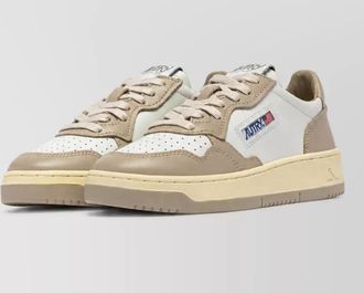 Autry leather medalist low-top sneakers