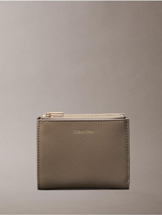 Calvin Klein Womens Foil Logo Top Zip Card Case - Brown