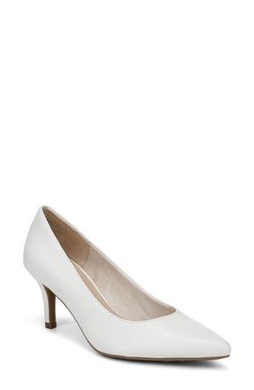 Life Stride Sevyn Pump in White at Nordstrom, Size 5.5