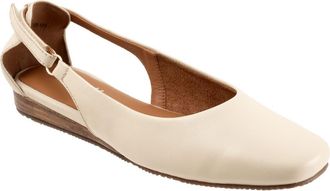 Softwalk Venice Flat in Ivory at Nordstrom, Size 10.5