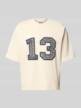 Review T-Shirt mit Ketten-Stickerei und Rundhalsausschnitt in Ecru, Gr&ouml;&szlig;e XXL