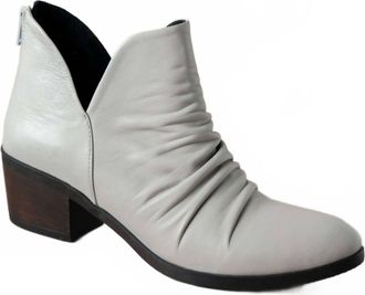 Bueno Womens Cori Ankle Boots In Tusk Leather