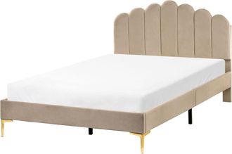 Beliani Letto Matrimoniale 120 X 200 Cm Velluto Eu Con Gambe In Metallo Testata E Rete A Doghe Tortora Sauvian