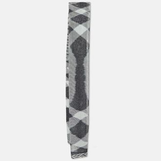 Missoni Monochrome Diamond Pattern Lurex Knit Stole