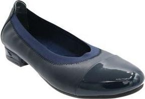 David Tate Nicole Cap Toe Flat in Navy /Bone Pat at Nordstrom Rack, Size 10