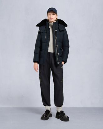 Moose Knuckles Womens Original Shearling Trim 3q Jacket