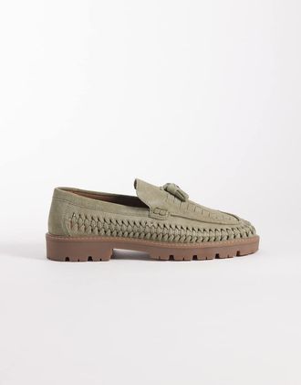 Asos Mocassini in pelle scamosciata kaki con nappe e suola a carrarmato-Verde