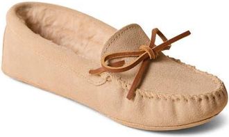 Minnetonka Faux Fur Lined Soft Sole Slipper in Stone at Nordstrom, Size 11