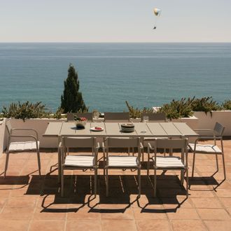 Sklum Set De Mesa Rectangular 235x105 Cm Y 8 Sillas De Jard&iacute;n Apilables En Acero Tossa Sklum