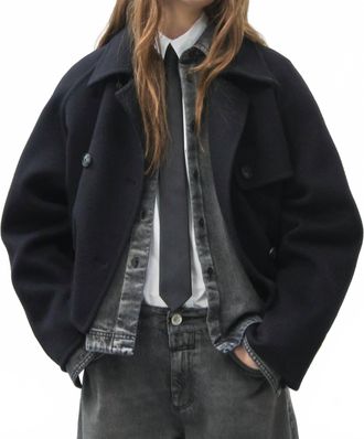 Closed Cropped Trench Coat In Black