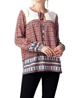 Greek Archaic Kori Border Print Lace Top In Red