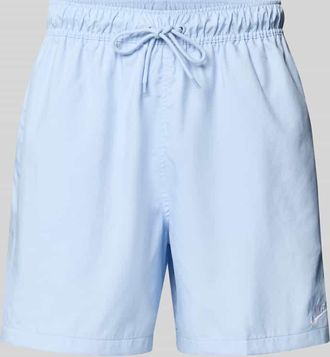 Nike Shorts mit Label-Stitching und elastischem Bund in Hellblau, Gr&ouml;&szlig;e XXL