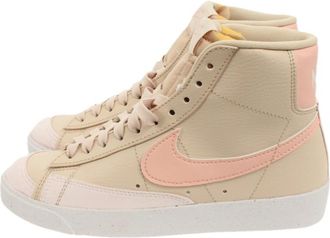 Nike Blazer Mid 77 Next Nature - Dames - Fitnessschoenen - Beige - 37 1/2 EU - Leer - Fitness