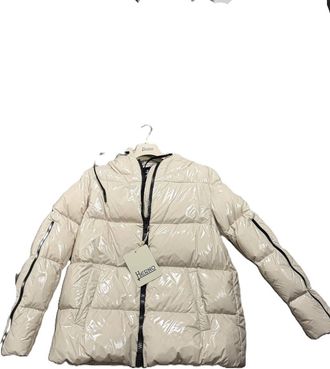 Herno Womens Hooded Puffer Jacket In Cream