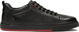 Kazar Zwarte leren sneakers met perforatie en rode inzet. Dit product valt groot uit. - Heren - Sneakers - Zwart - 41 EU - Leer - Schoenen