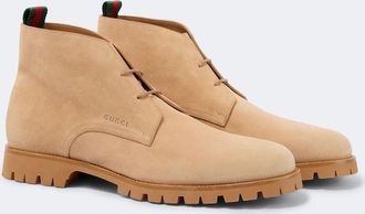 Gucci Botas desert de ante con Web