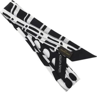 Louis Vuitton Pre-owned Scarves, female, Black, Size: ONE SIZE Pre-owned Silk Scarf