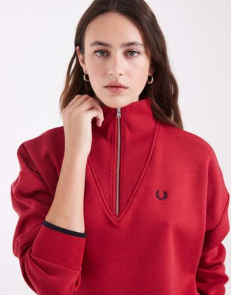 Fred Perry felpa con logo, zip corta e collo alto rossa-Rosso