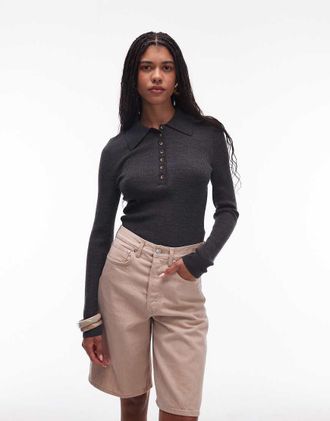 & Other Stories Polo in maglia semitrasparente grigio scuro con scollo a imbuto