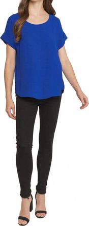 Entro Scoop Neck Short Sleeve Top In Blue