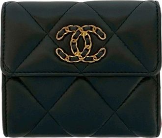 Chanel Black Leather Wallet (Tri-Fold) (Pre-Owned)