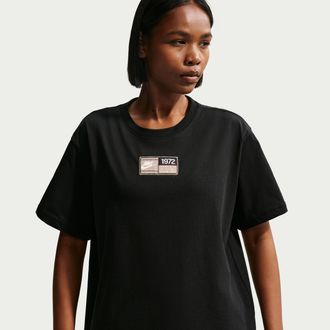 Nike Womens Nike Sportswear Classic Oversized T-Shirt in Black | IR7832-010