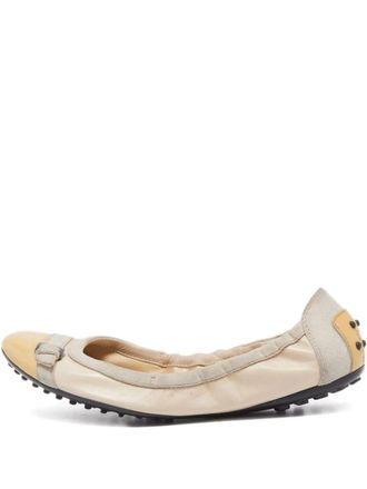 Tod's pre-owned buckle-detail ballet flats - Neutrals