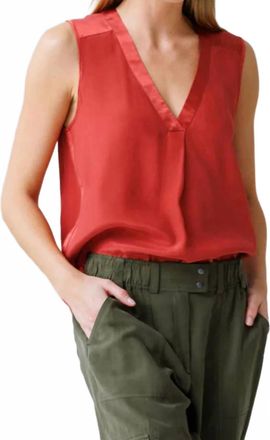 Go Silk Seashell Top In Siracha