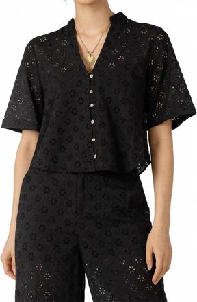 Dex Clothing Cutwork Embroidery Blouse In Black