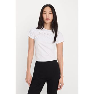 Good American Womens Super Stretch Twist T-Shirt | White, Size Medium | Good American by Khlo&Egrave; Kardashian
