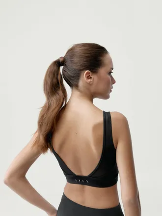 Born Living Yoga Top Devi Black