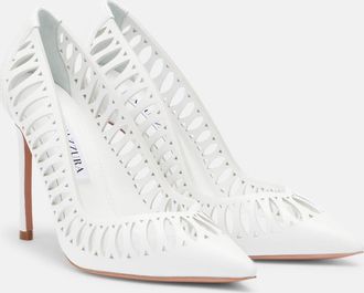 Aquazzura Salones Gisele de piel perforados