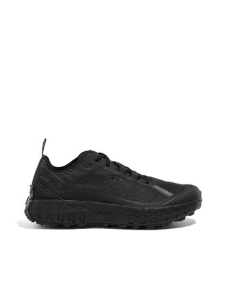 Norda 001-W Stealth Black Sneakers