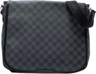 Louis Vuitton Pre-owned Cross Body Bags, female, Black, Size: ONE SIZE Pre-owned Canvas Cross Body Bag