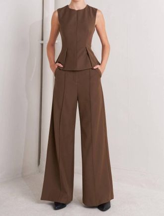Flying Tomato Solid Woven Top In Brown