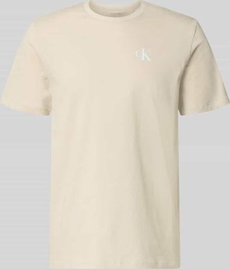 Calvin Klein Jeans Regular Fit T-Shirt mit Logo-Print in Sand, Gr&ouml;&szlig;e XXL