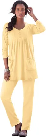 Roaman's Plus Size Two Pocket Long Sleeve Soft Knit Swing Tunic in Banana at Nordstrom, Size 5X