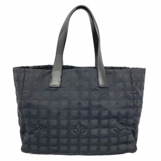 Chanel Black Nylon Tote Bag (Pre-Owned)