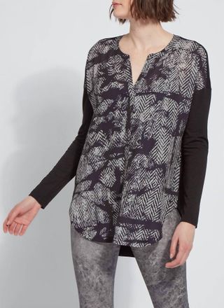 Lyssé Millie Top In Broken Chevron