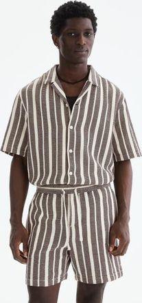 H&M Regular Fit Shorts in Brown/striped at Nordstrom, Size Xx-Large