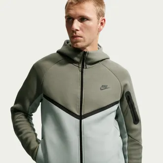 Nike Mens Tech Fleece Windrunner Full-Zip Jacket in Grey | HV0949-328