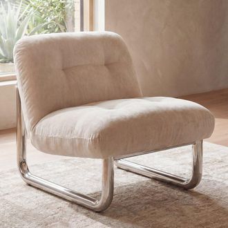 Maisons du monde Sill&oacute;n de tejido de poli&eacute;ster efecto terciopelo marfil con patas de acero plateado