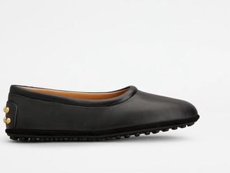 Tod's Leather Ballets Flat With Gommino