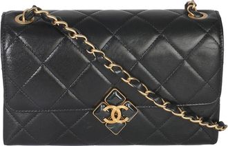 Chanel Black Quilted Leather Small Diamond Lock Flap Bag (Authentic Pre-Loved)
