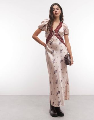 Reclaimed Vintage vestito da giorno in satin con stampa-Bianco